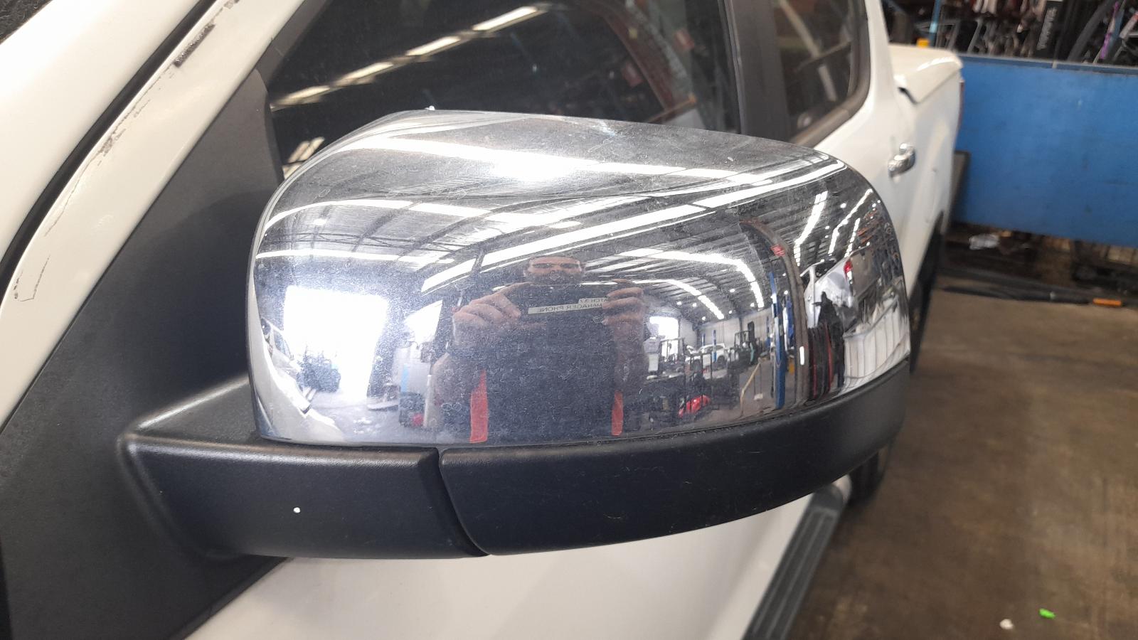 View Auto part Left Indicator/Fog/Side Mazda Bt50 2017