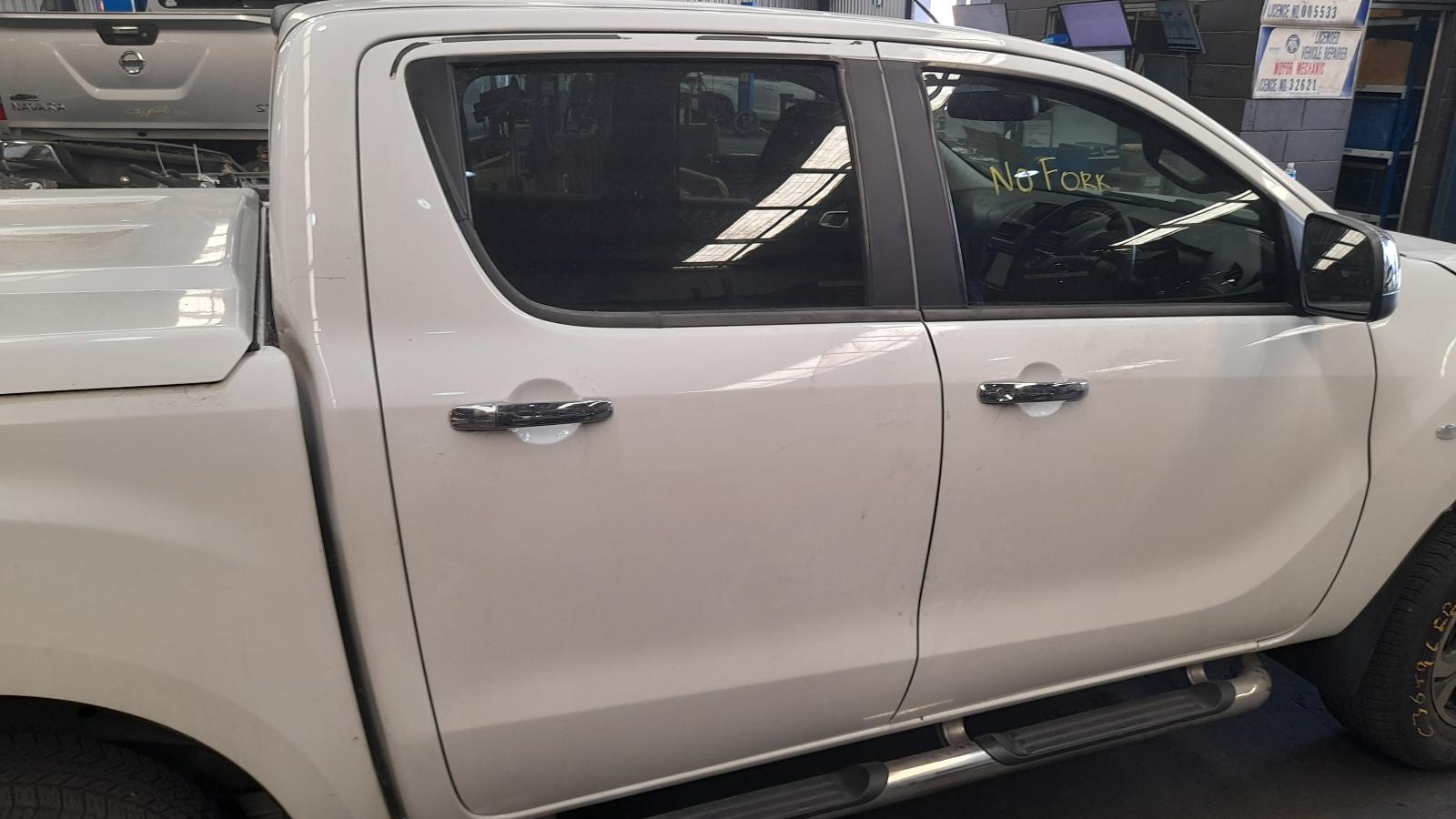 View Auto part Left Indicator/Fog/Side Mazda Bt50 2017