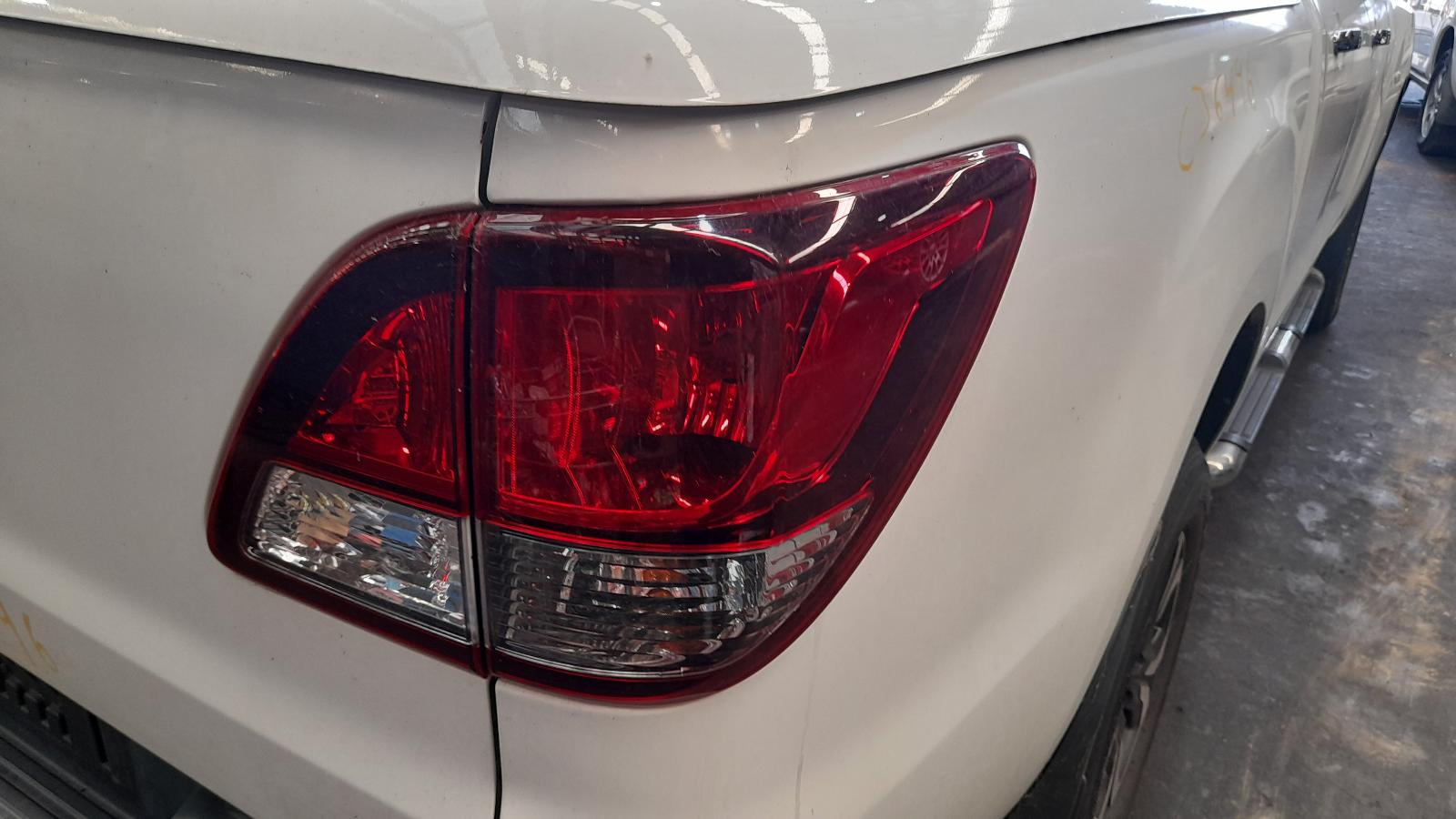 View Auto part Left Indicator/Fog/Side Mazda Bt50 2017