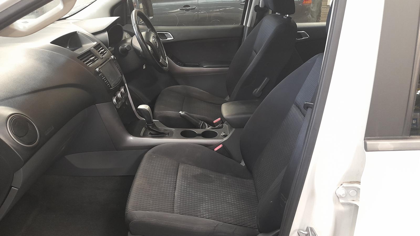 View Auto part Left Indicator/Fog/Side Mazda Bt50 2017