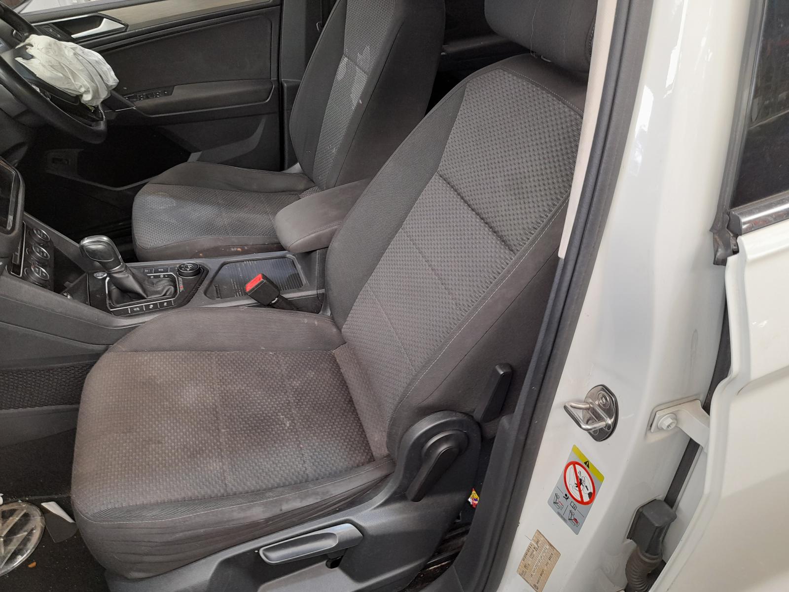 View Auto part Instrument Cluster Volkswagen Tiguan 2018