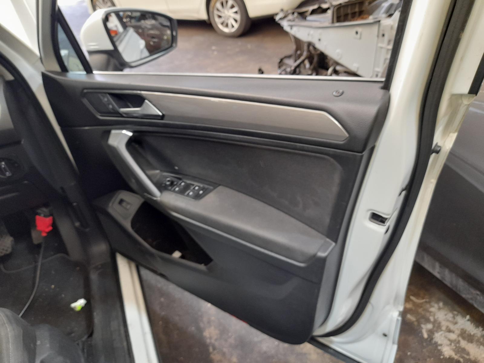 View Auto part Instrument Cluster Volkswagen Tiguan 2018
