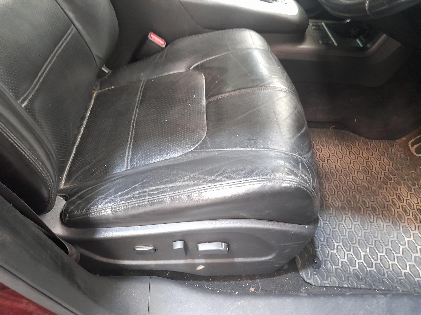 View Auto part Right Front Door Nissan Murano 2011
