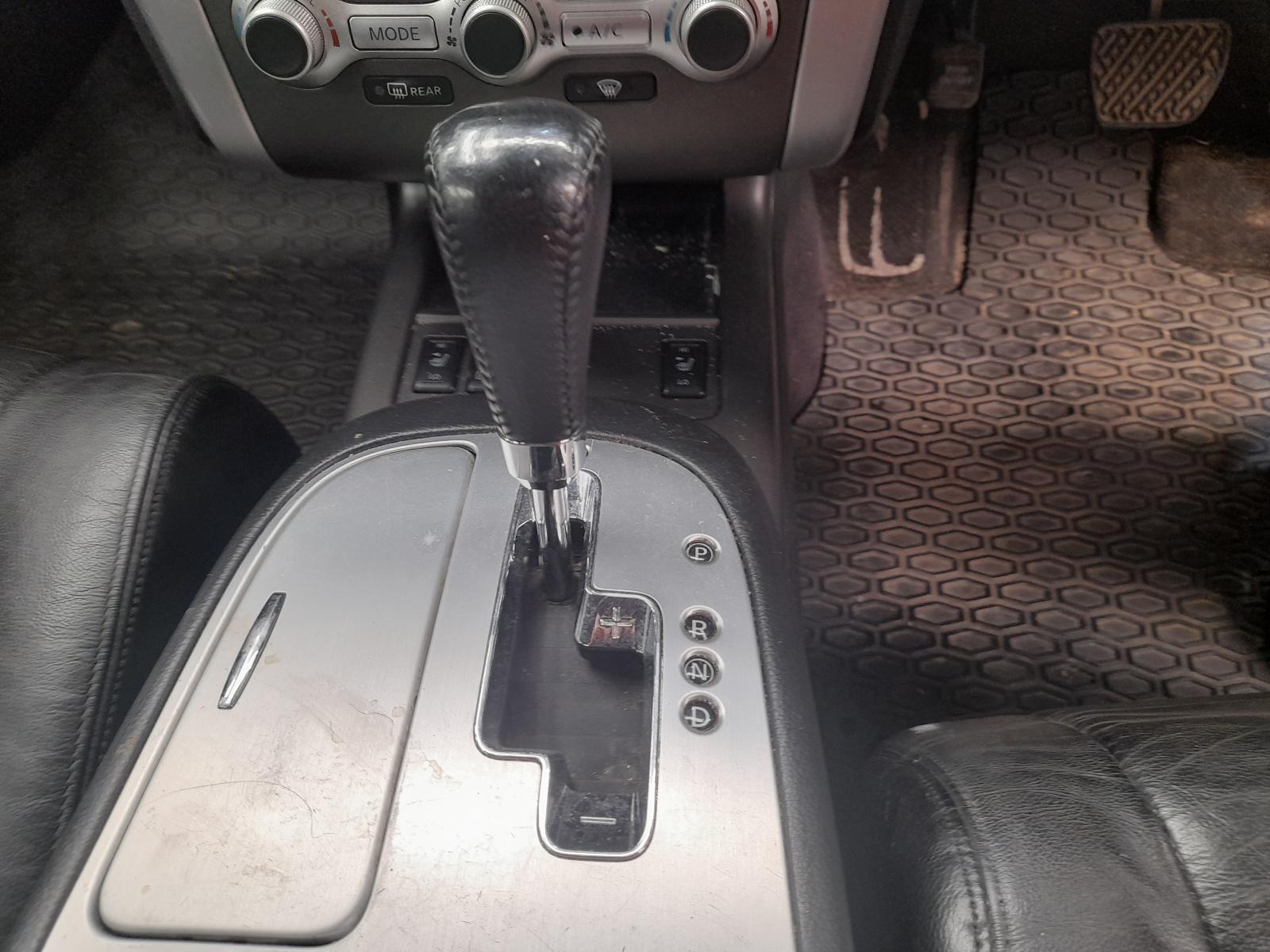 View Auto part Right Front Door Nissan Murano 2011