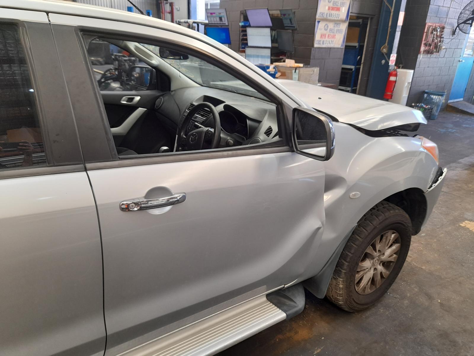 2012 Mazda Bt50 Left Indicator/Fog/Side View Auto part Left Indicator/Fog/Side Mazda Bt50 2012
