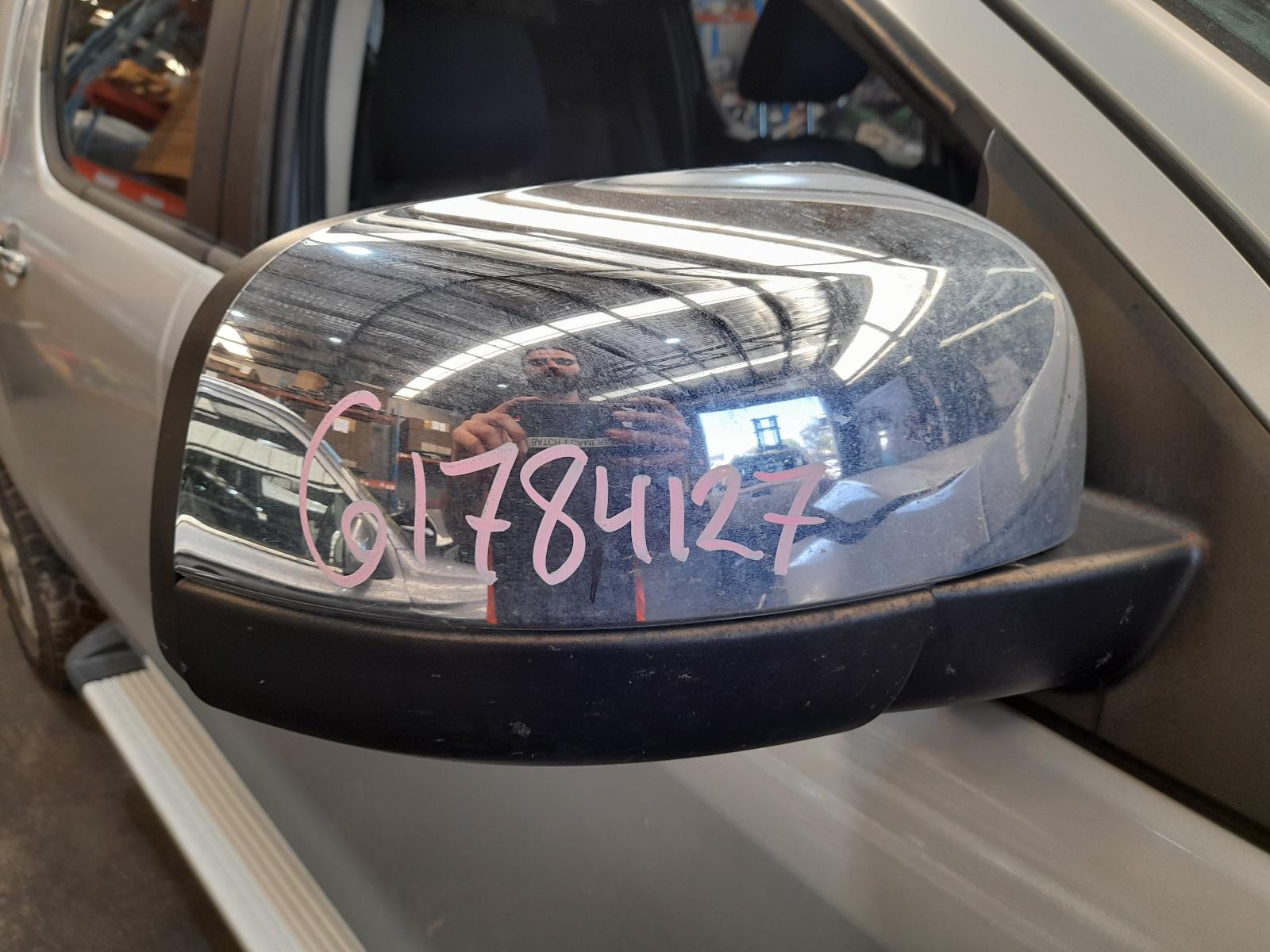 2012 Mazda Bt50 Left Indicator/Fog/Side View Auto part Left Indicator/Fog/Side Mazda Bt50 2012
