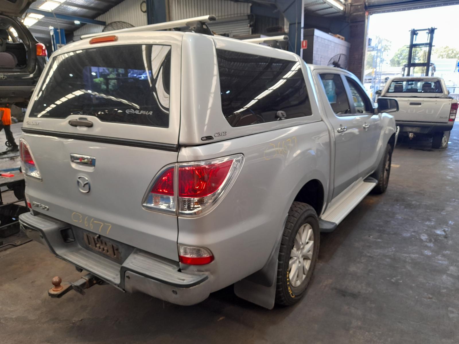 2012 Mazda Bt50 Left Indicator/Fog/Side View Auto part Left Indicator/Fog/Side Mazda Bt50 2012
