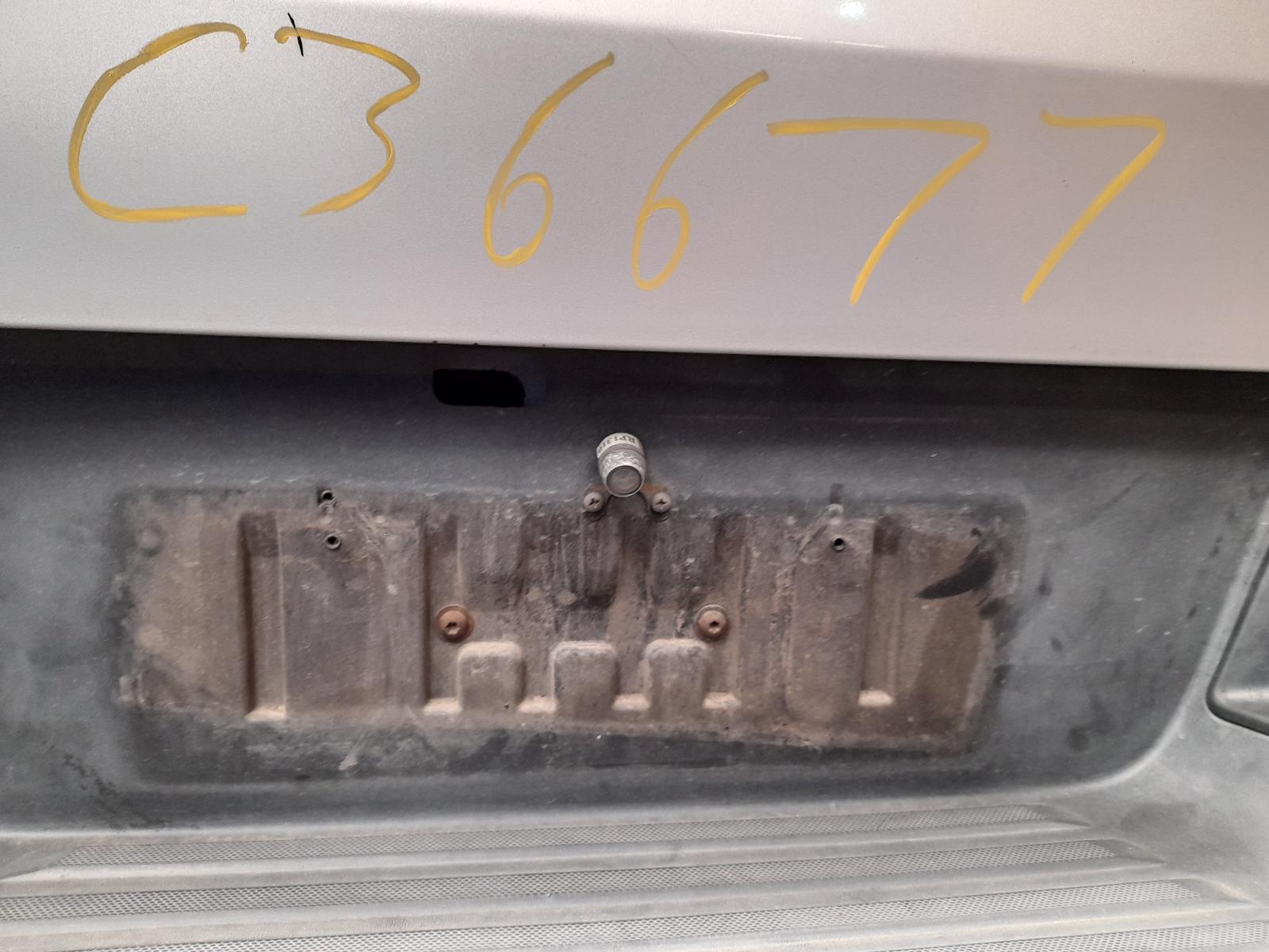 2012 Mazda Bt50 Left Indicator/Fog/Side View Auto part Left Indicator/Fog/Side Mazda Bt50 2012