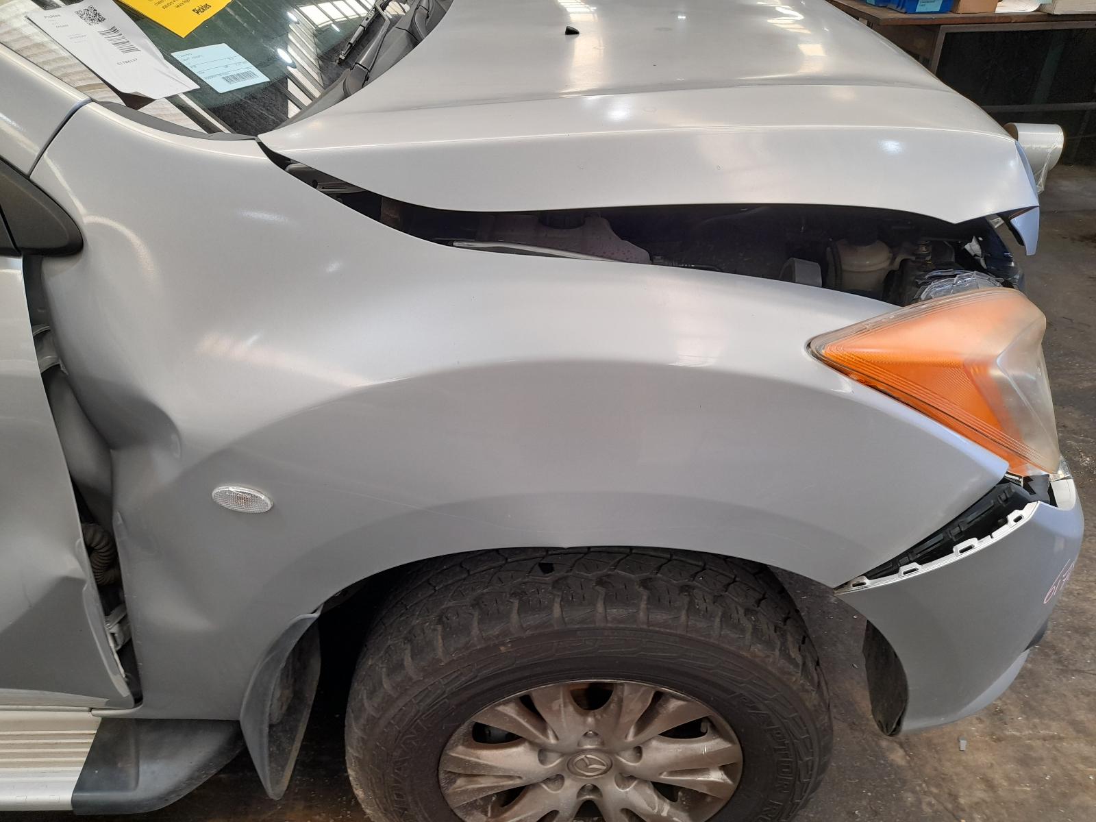 2012 Mazda Bt50 Left Indicator/Fog/Side View Auto part Left Indicator/Fog/Side Mazda Bt50 2012
