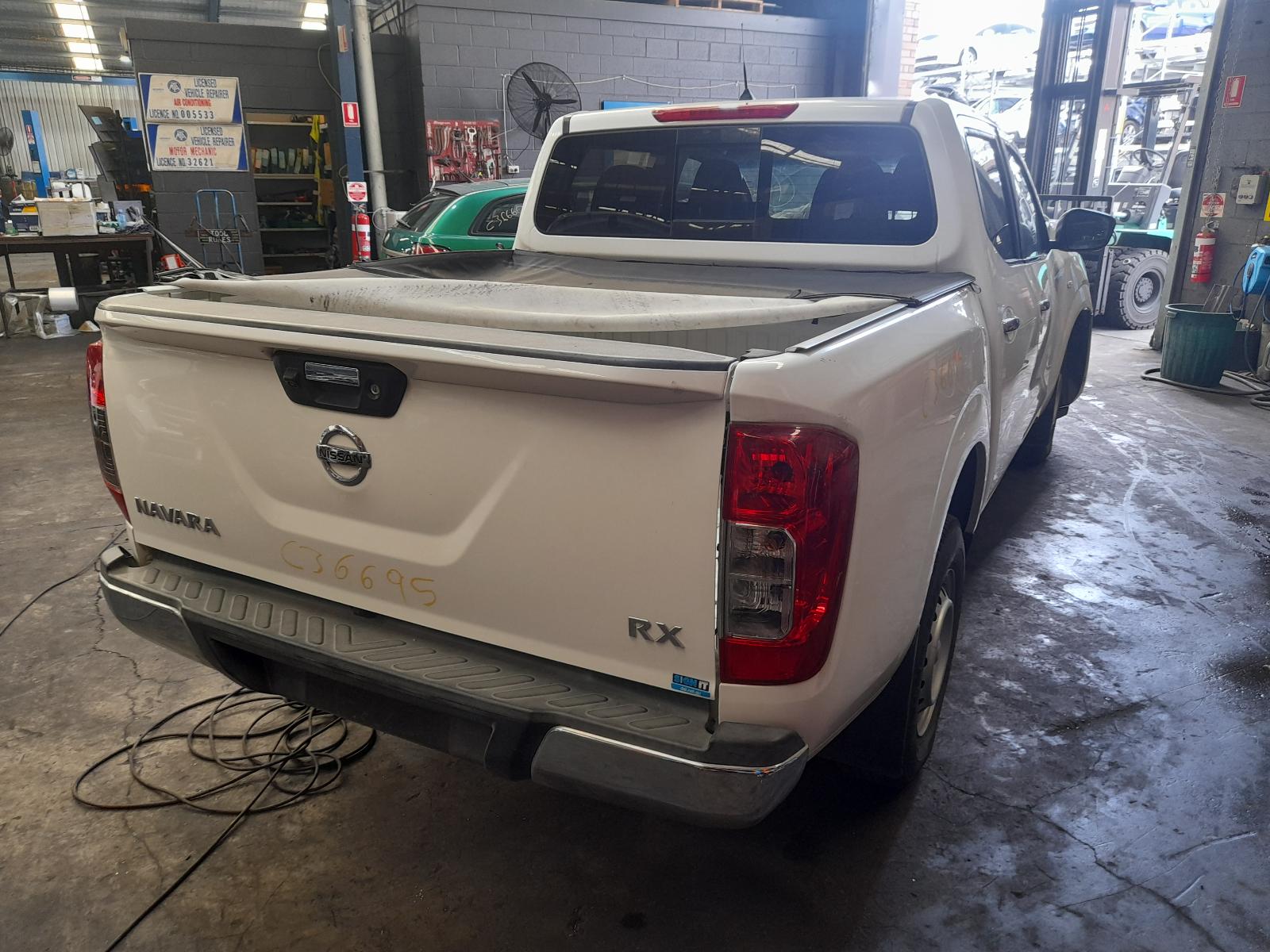 View Auto part Front Seat Nissan Navara 2018