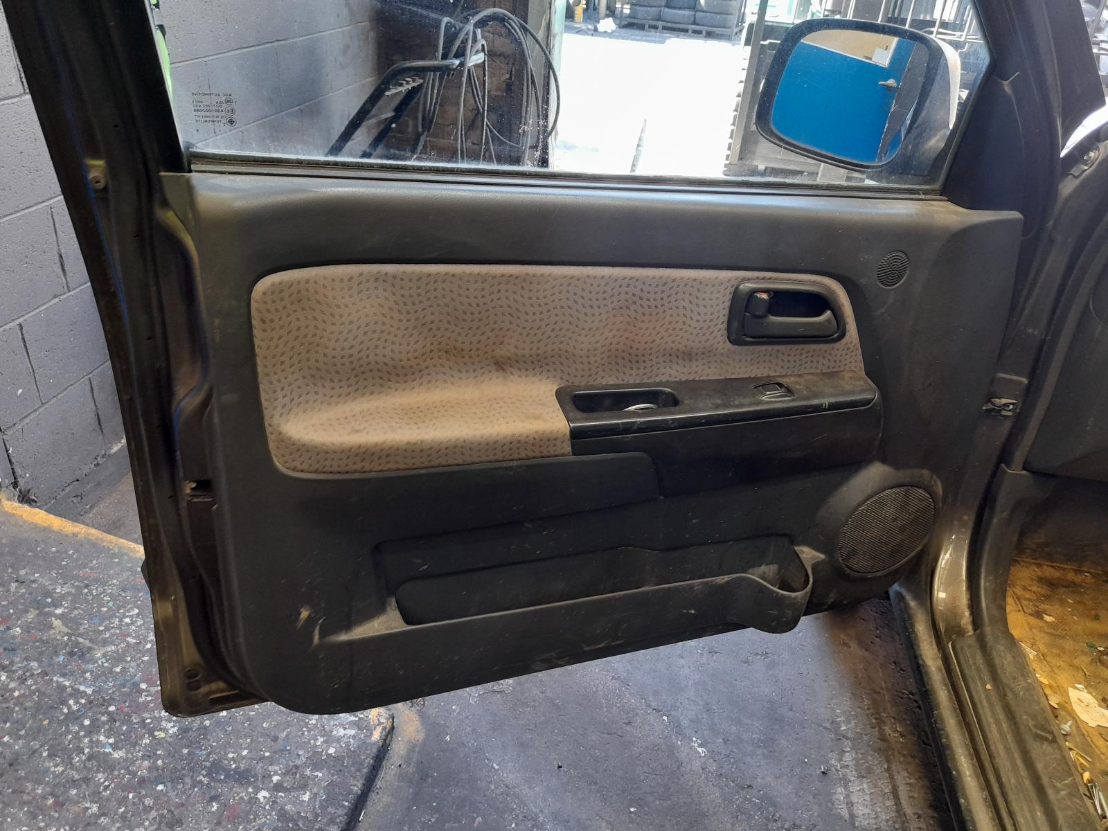 View Auto part Wiper Motor Isuzu Dmax 2011