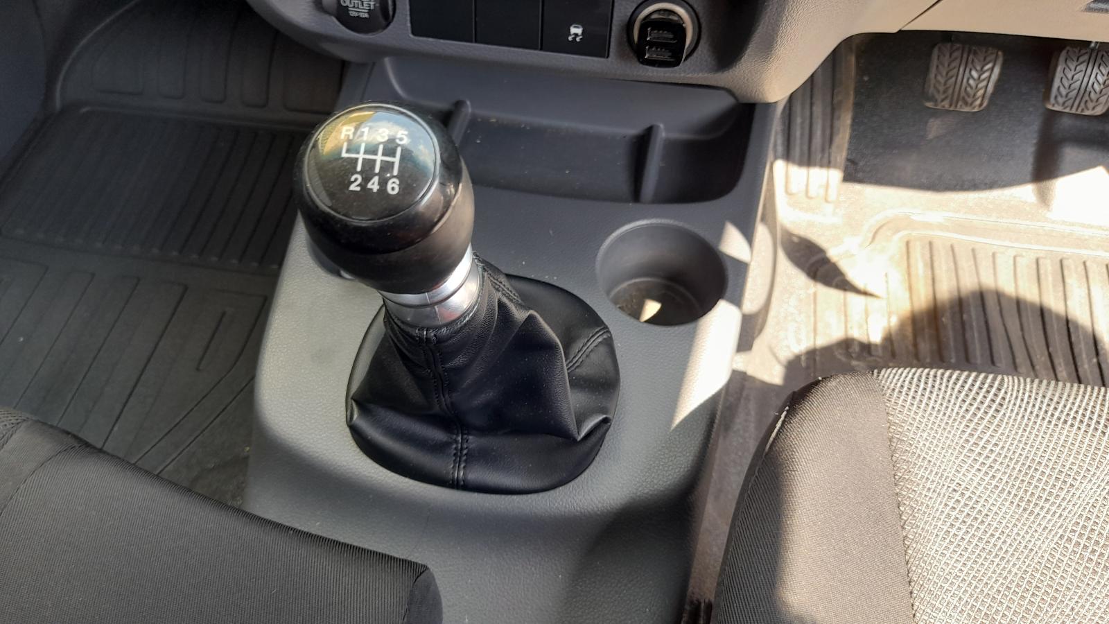 View Auto part Trans/Gearbox Mazda Bt50 2012