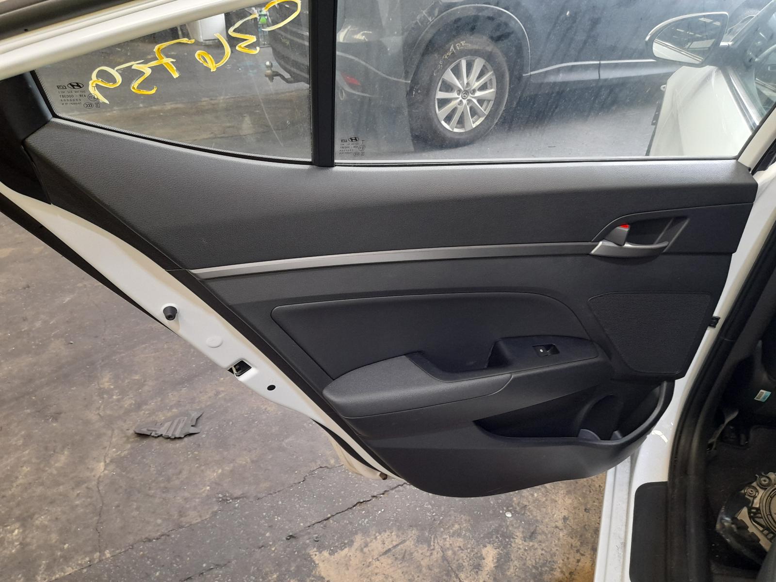 View Auto part Alternator Hyundai Elantra 2017