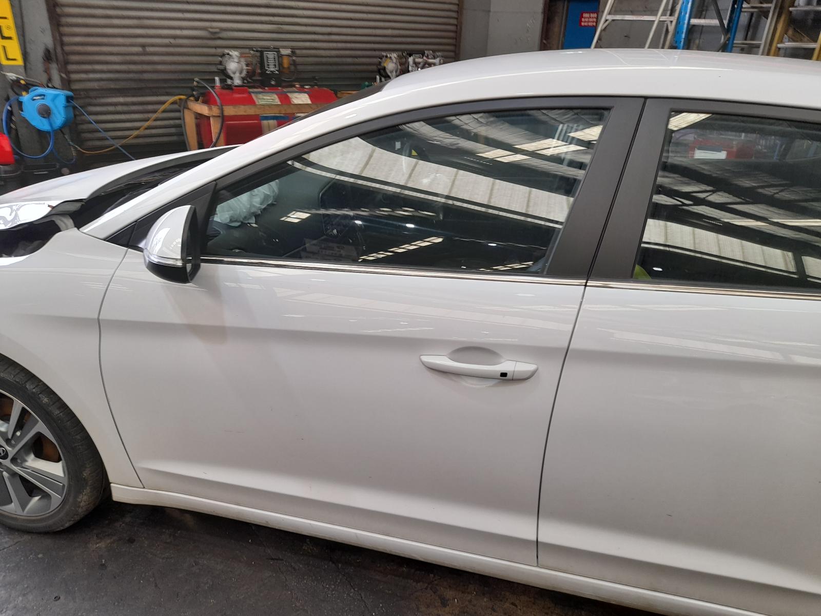 View Auto part Alternator Hyundai Elantra 2017