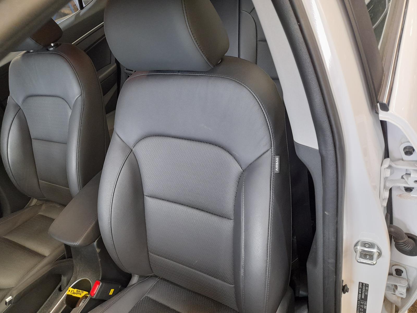 View Auto part Alternator Hyundai Elantra 2017