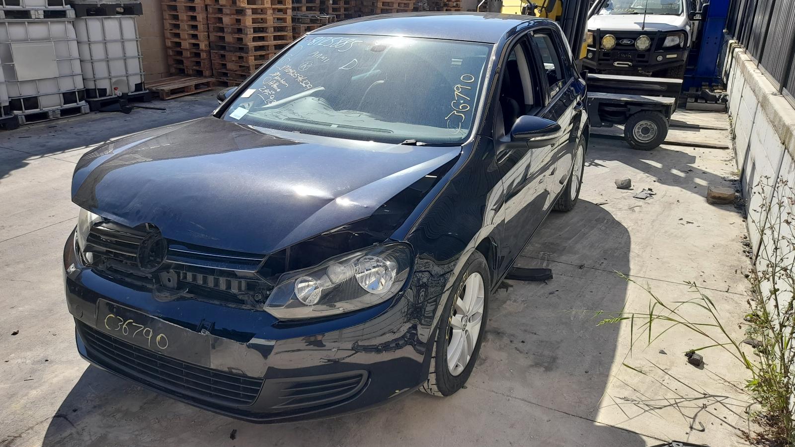 View Auto part Right Rear Wnd Reg/Motor Volkswagen Golf 2012