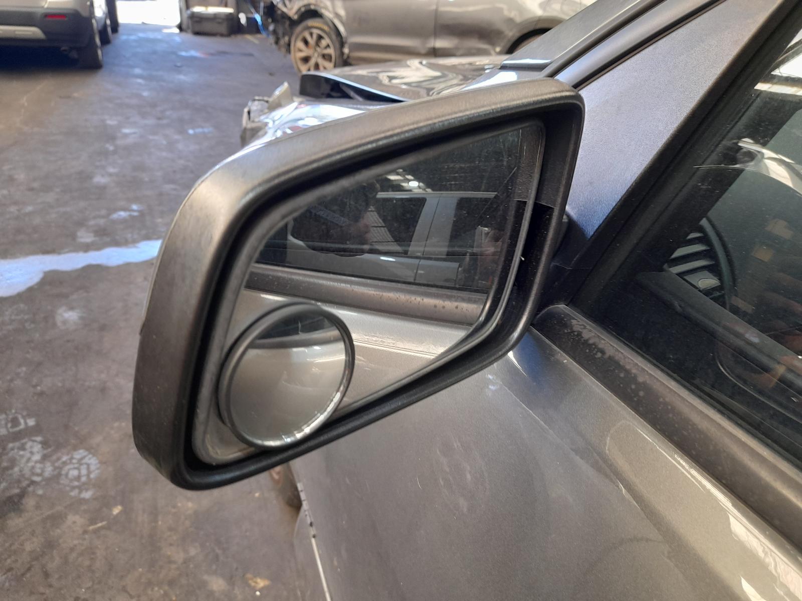 View Auto part Door/Boot/Gate Lock Holden Commodore 2011