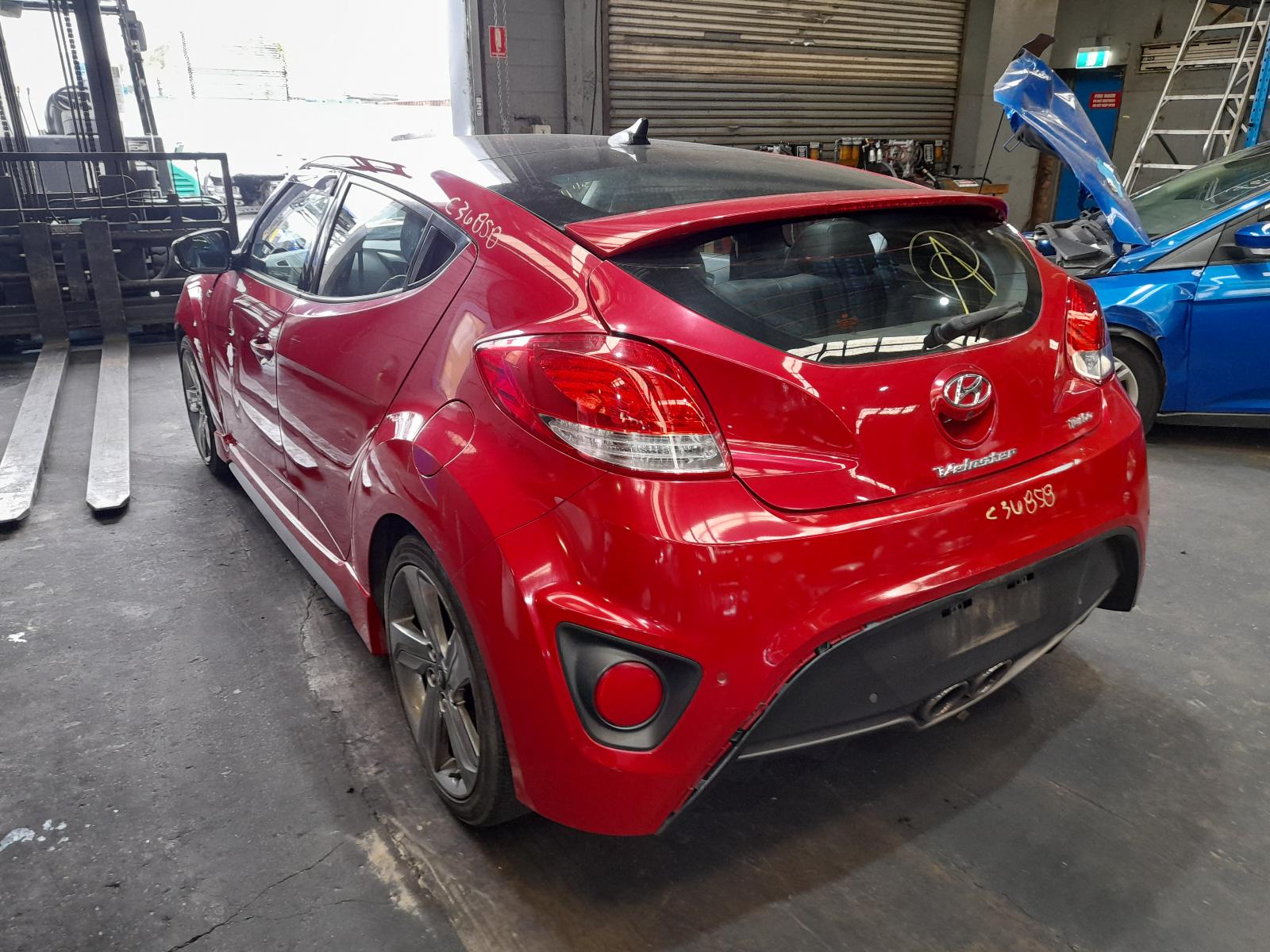 2014 Hyundai Veloster Engine View Auto part Engine Hyundai Veloster 2014