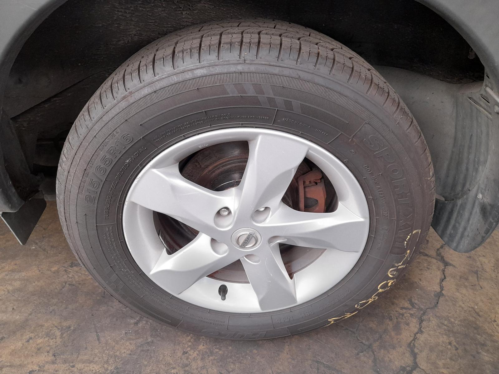 2010 Nissan Dualis Radiator View Auto part Radiator Nissan Dualis 2010