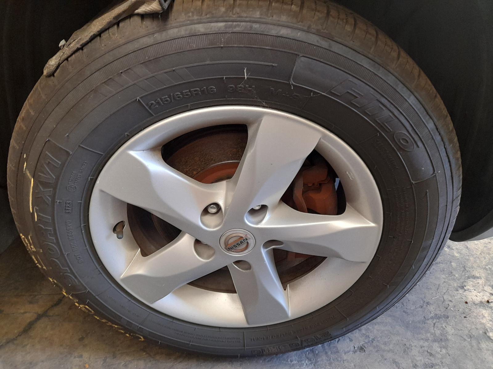 2010 Nissan Dualis Radiator View Auto part Radiator Nissan Dualis 2010