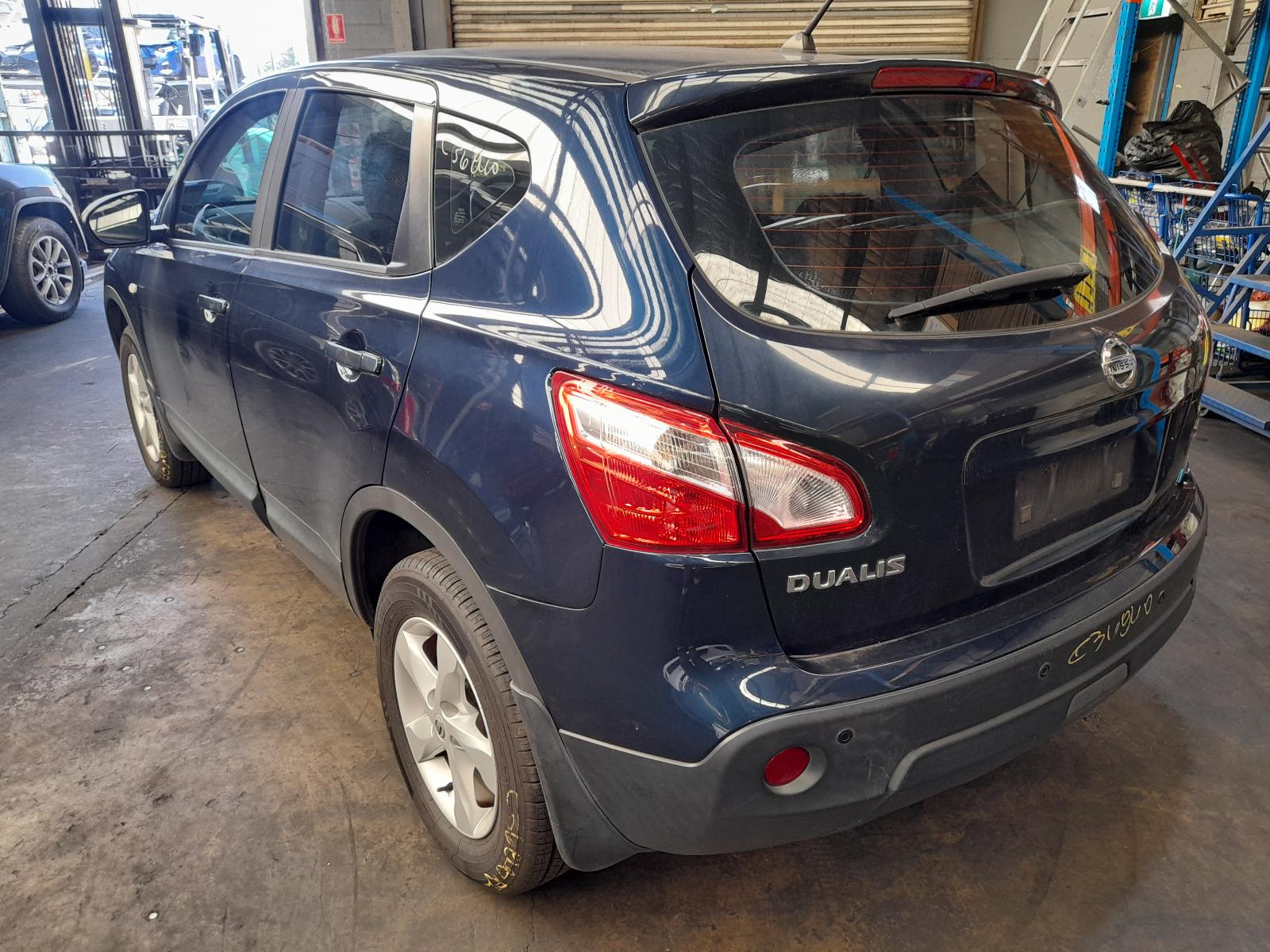 2010 Nissan Dualis Radiator View Auto part Radiator Nissan Dualis 2010