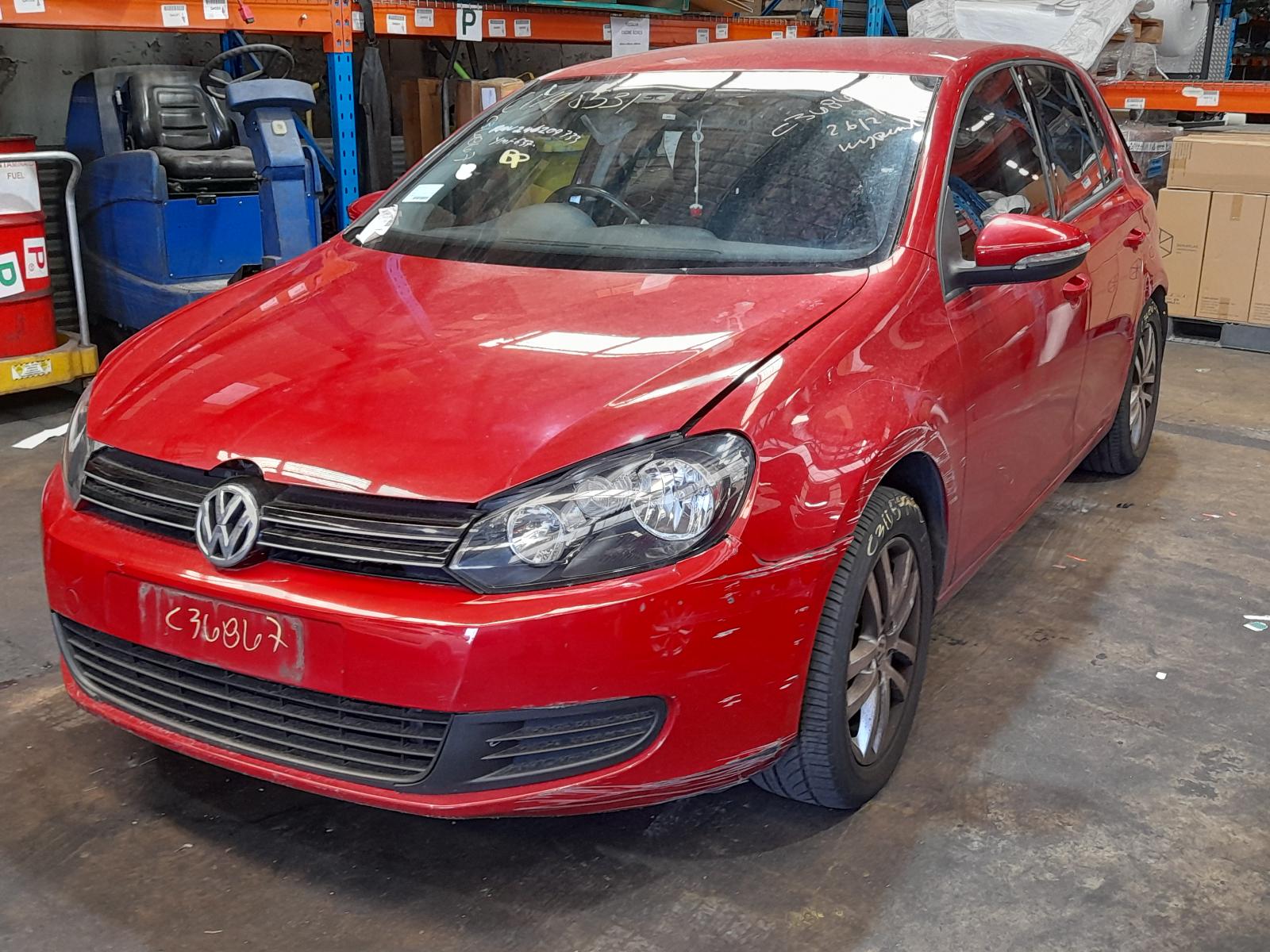 View Auto part Door/Boot/Gate Lock Volkswagen Golf 2011