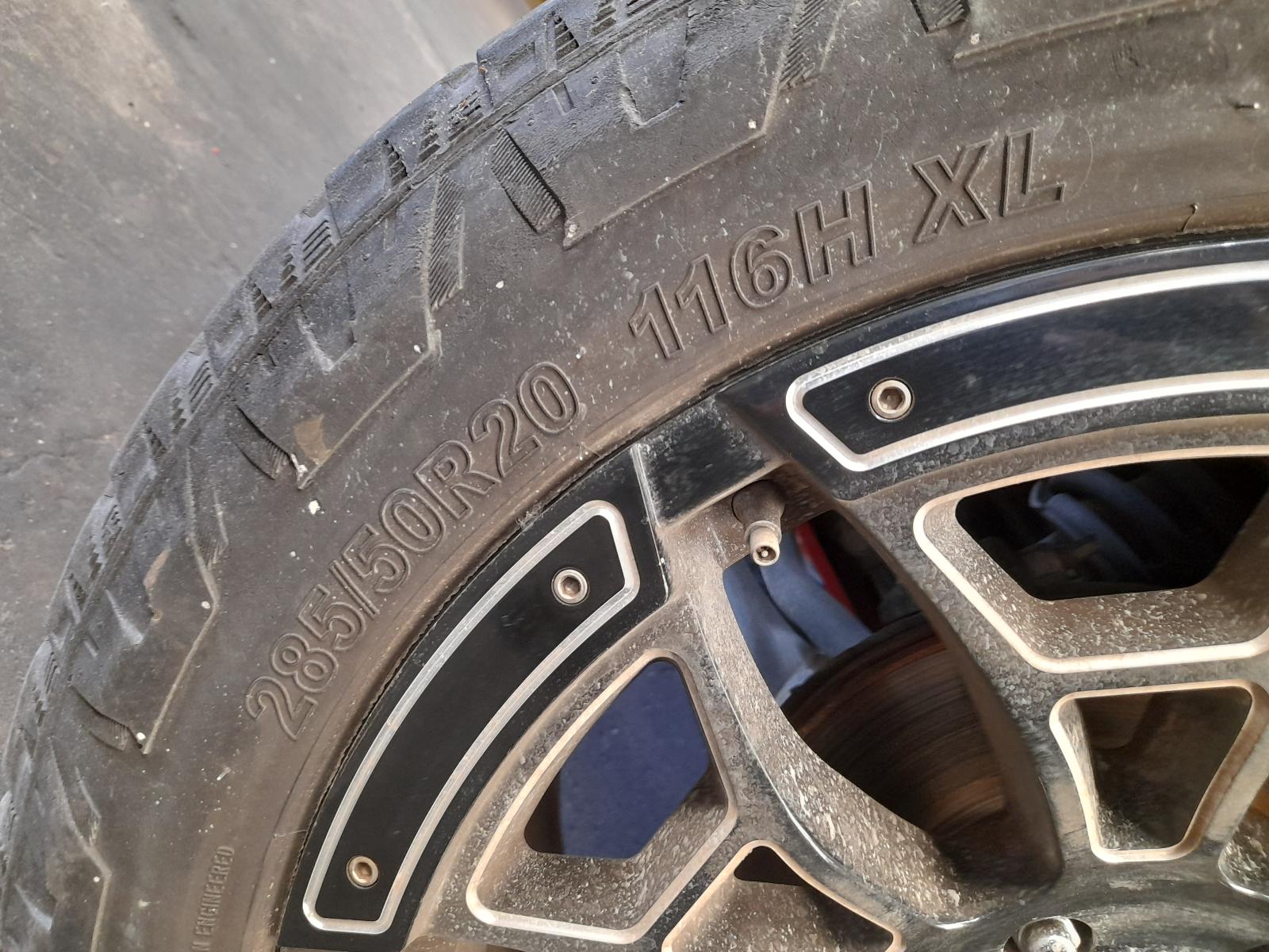 View Auto part Side Step/Skirt Ford Ranger 2018