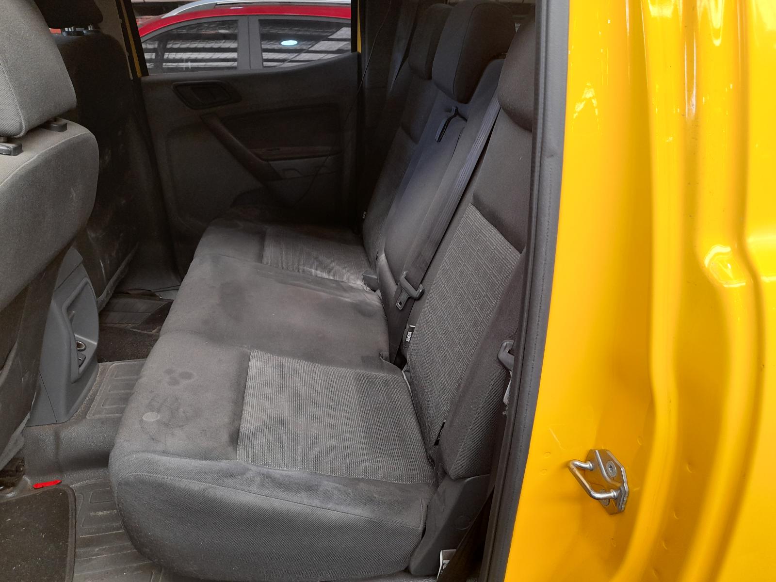 View Auto part Side Step/Skirt Ford Ranger 2018