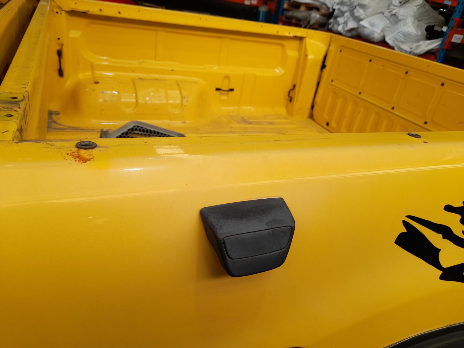 View Auto part Side Step/Skirt Ford Ranger 2018