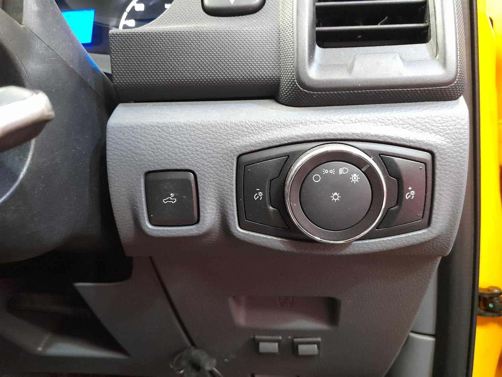 View Auto part Side Step/Skirt Ford Ranger 2018