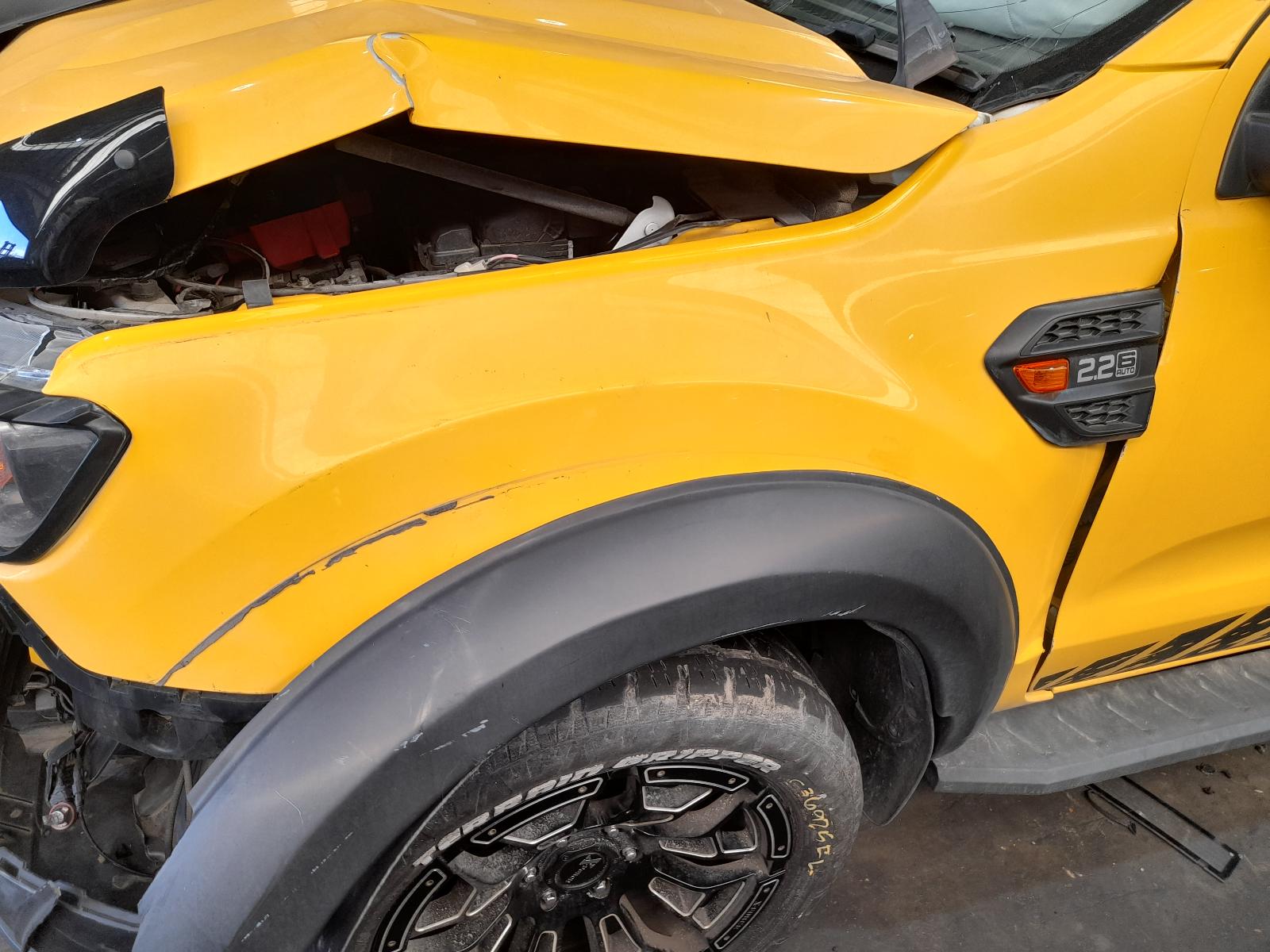 View Auto part Side Step/Skirt Ford Ranger 2018