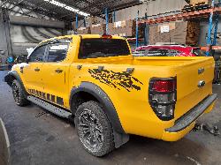 View Auto part Side Step/Skirt Ford Ranger 2018