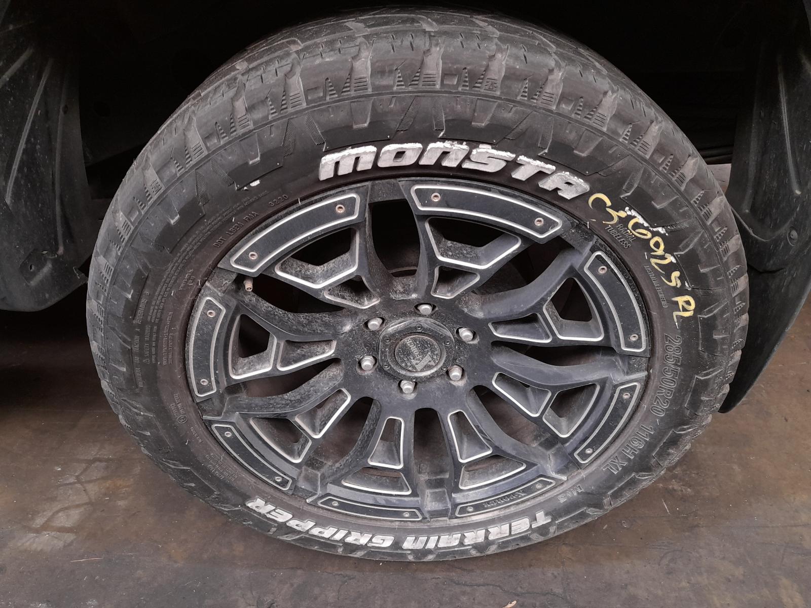 View Auto part Side Step/Skirt Ford Ranger 2018