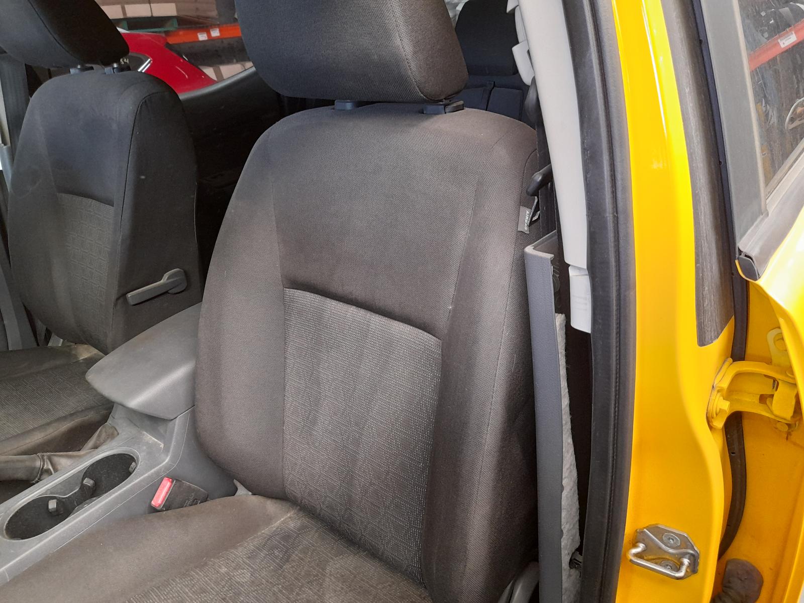 View Auto part Side Step/Skirt Ford Ranger 2018