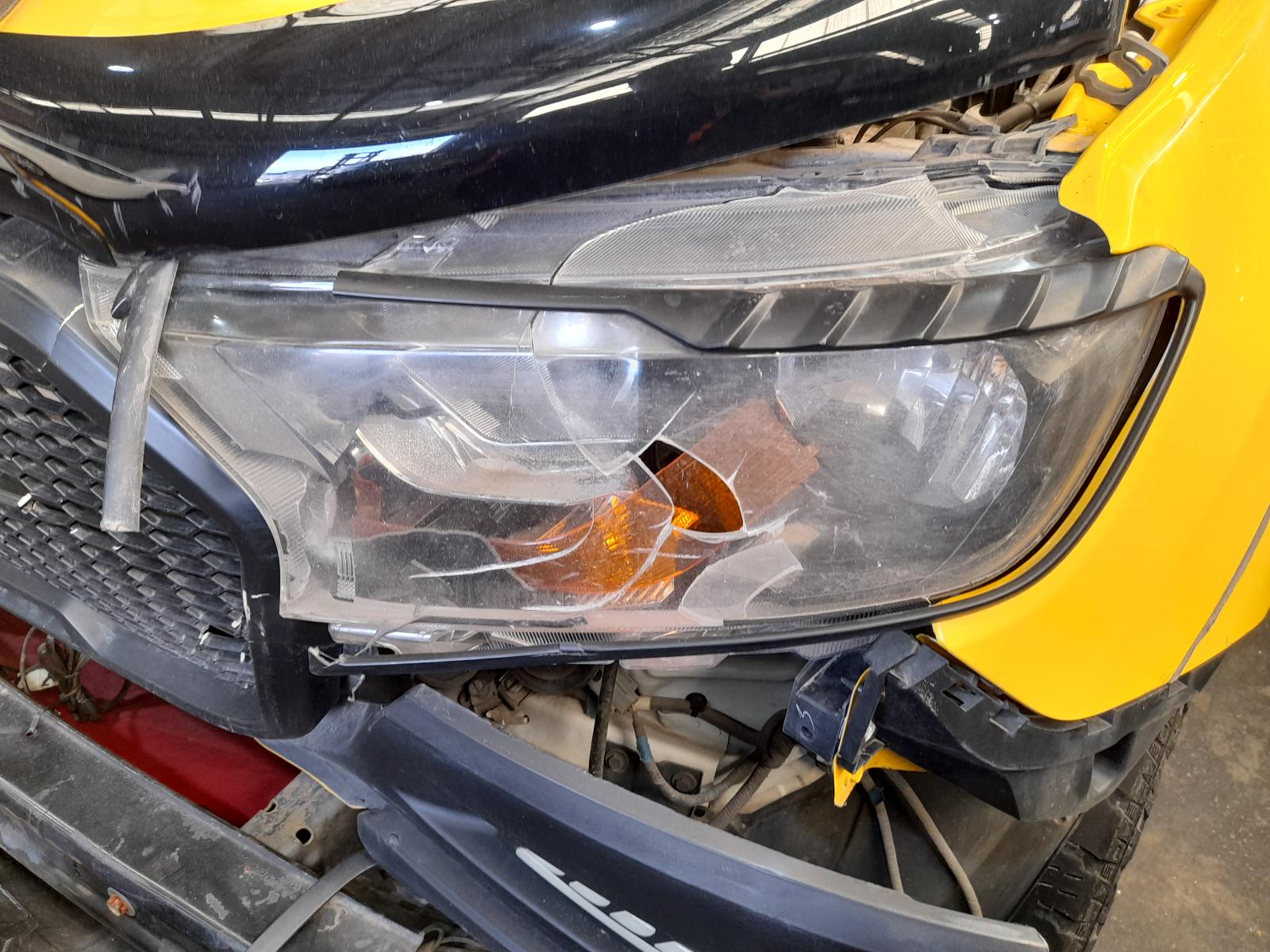 View Auto part Side Step/Skirt Ford Ranger 2018