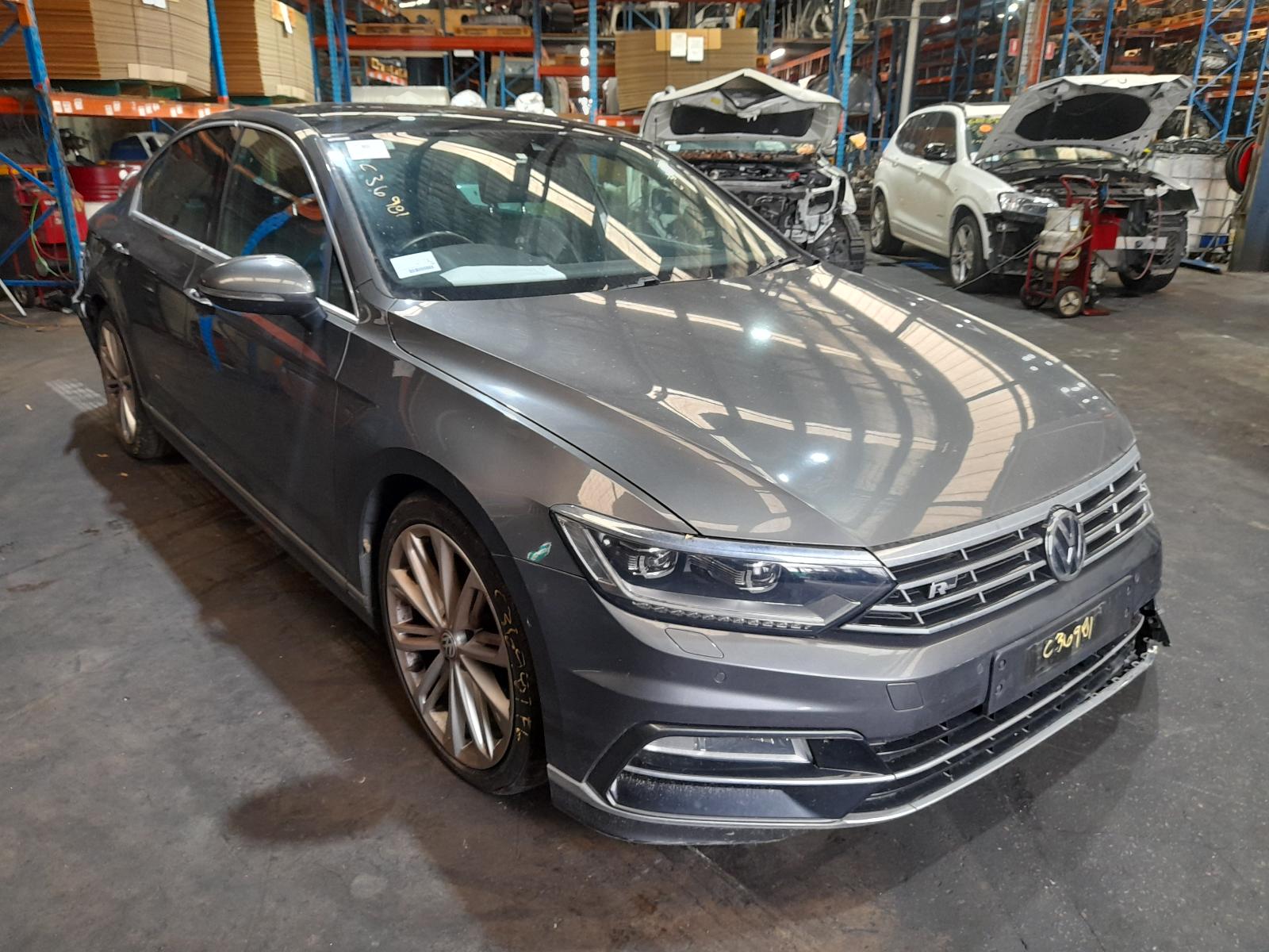View Auto part Door/Boot/Gate Lock Volkswagen Passat 2016