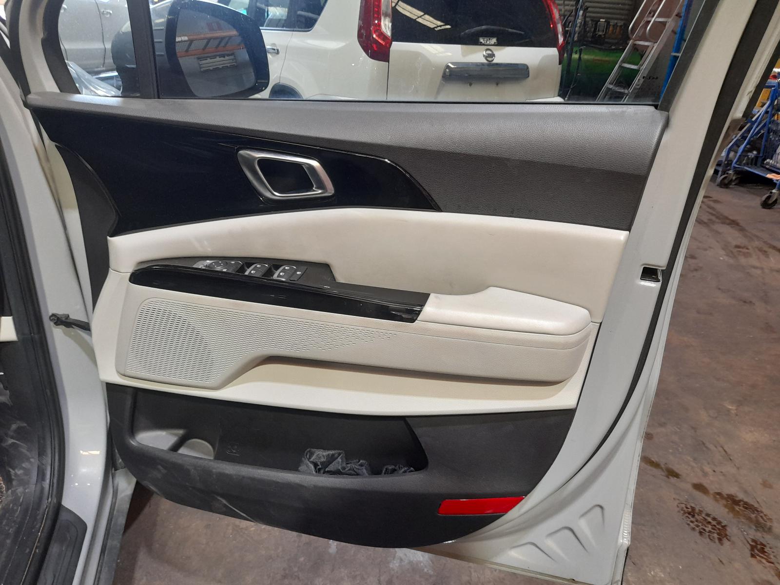 2021 Kia Carnival/grand Carnival Wheel Mag View Auto part Wheel Mag Kia Carnival/grand Carnival 2021