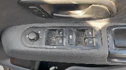 View Auto part Tonneau/Cover Volkswagen Amarok 2015