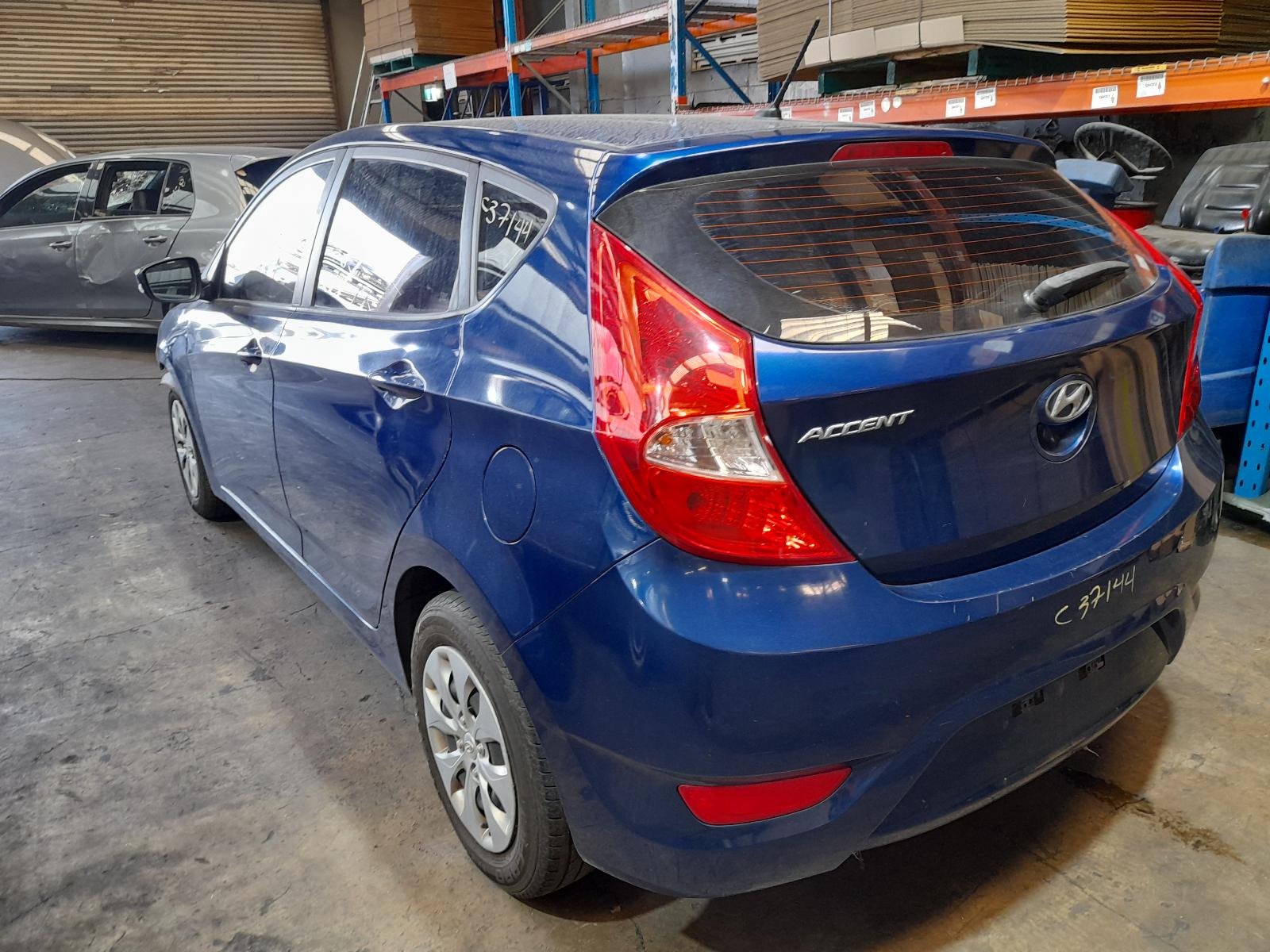 View Auto part Right Rear Wnd Reg/Motor Hyundai Accent 2016