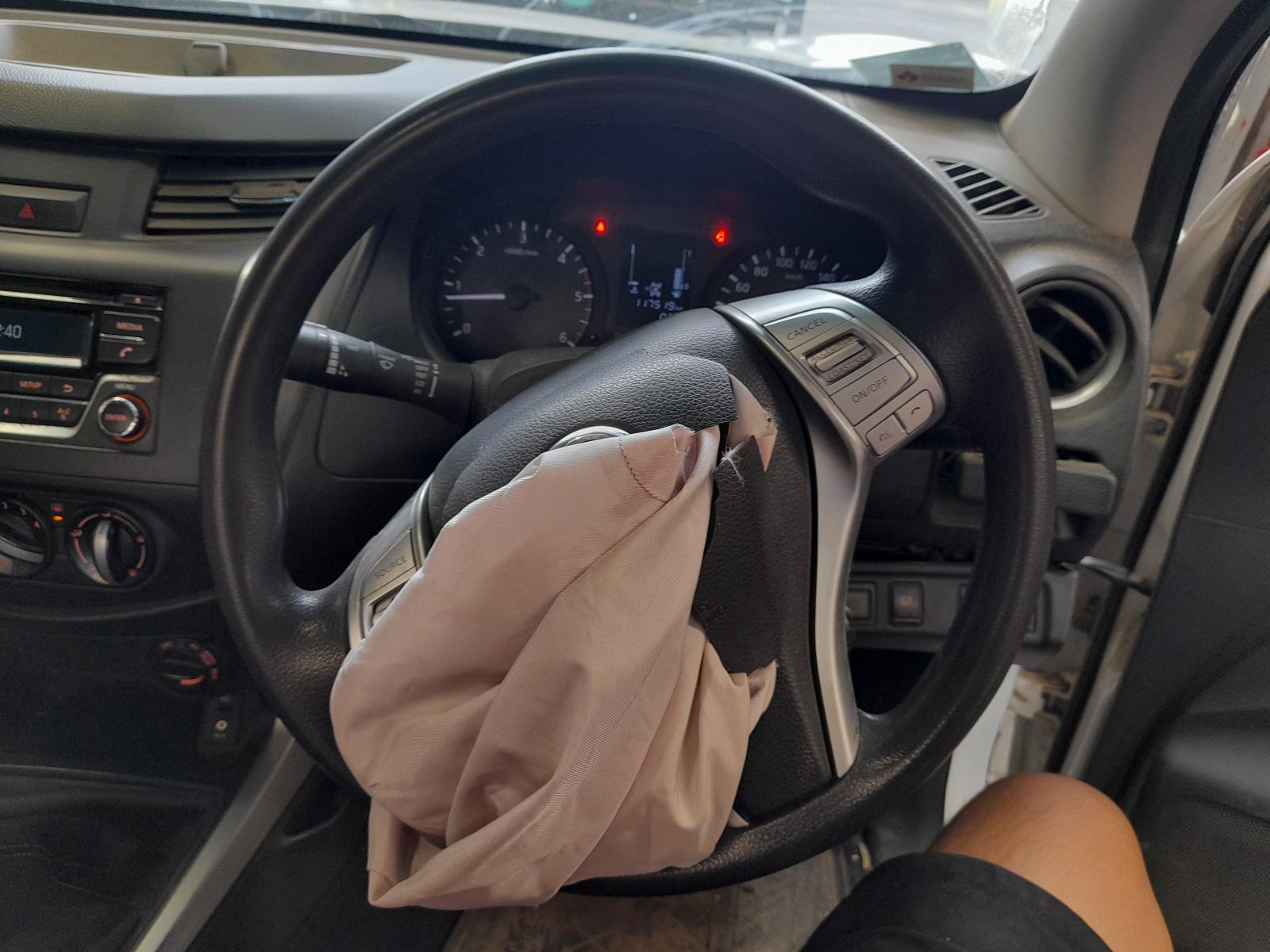 View Auto part Misc Nissan Navara 2016