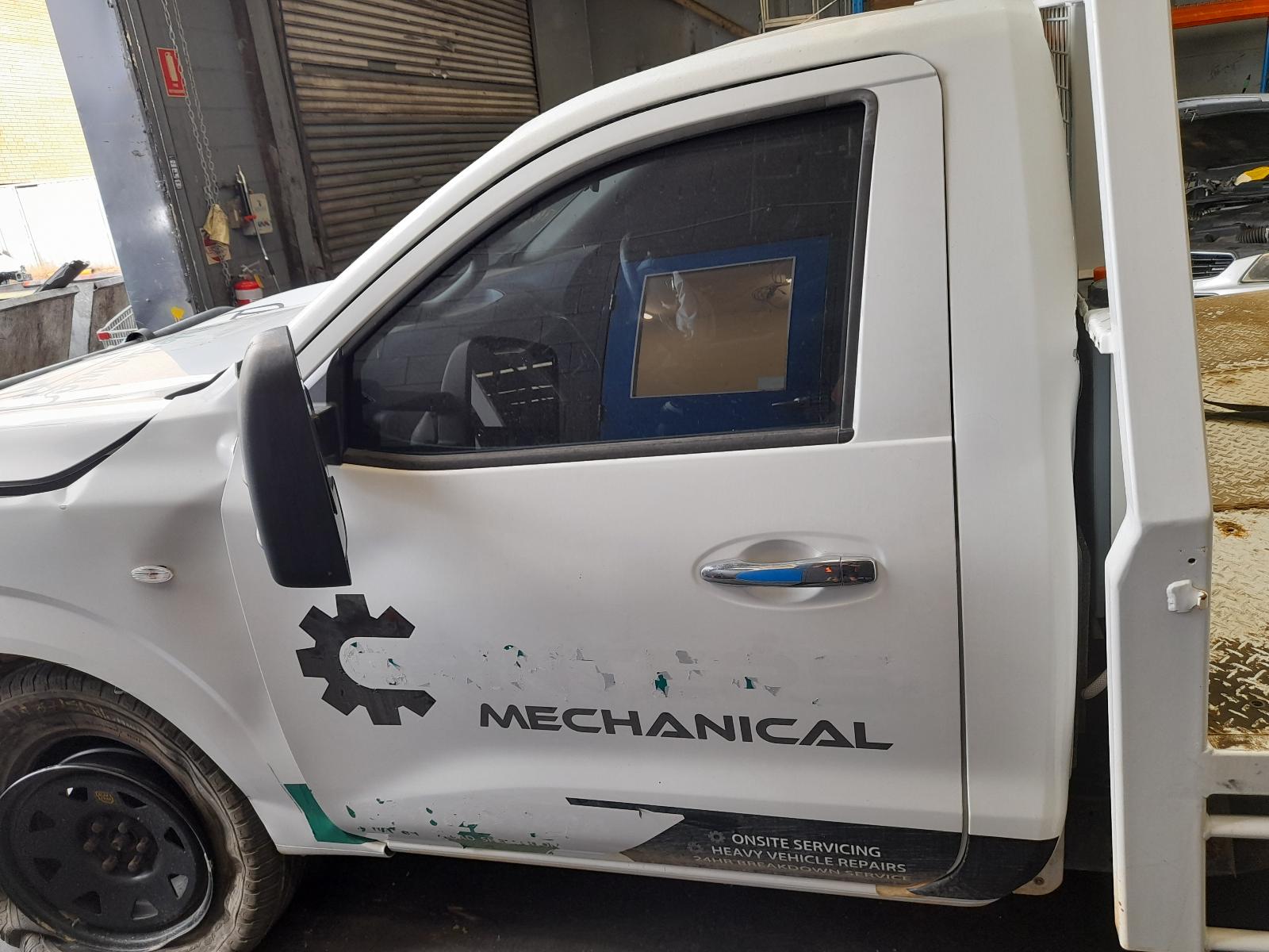 View Auto part Misc Nissan Navara 2016