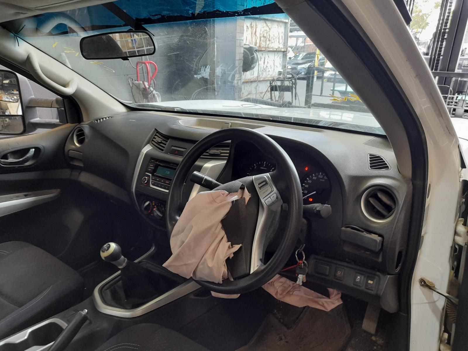 View Auto part Misc Nissan Navara 2016
