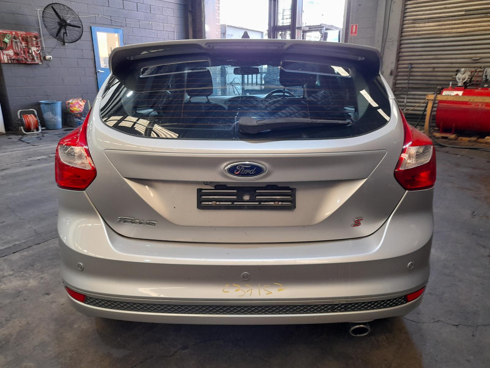 View Auto part Rear Bumper Ford Focus 2012