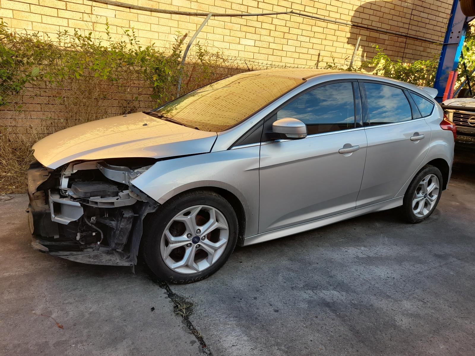 View Auto part Rear Bumper Ford Focus 2012