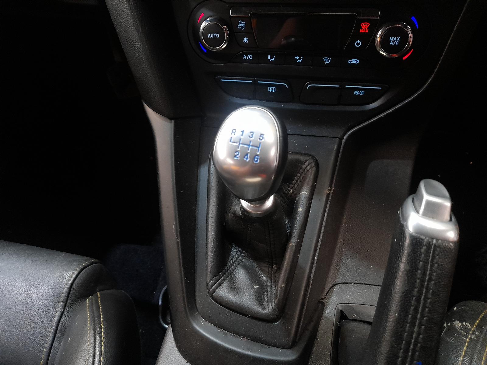 2012 Ford Focus Front Seat View Auto part Front Seat Ford Focus 2012