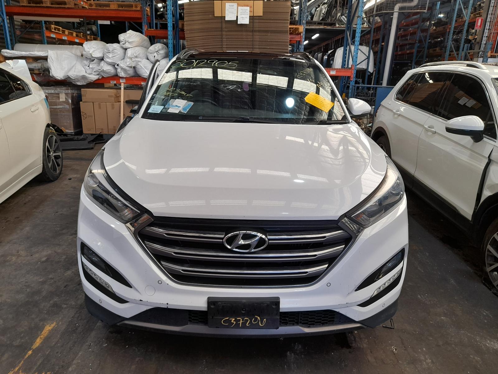 View Auto part Differential Centre Hyundai Tucson 2015