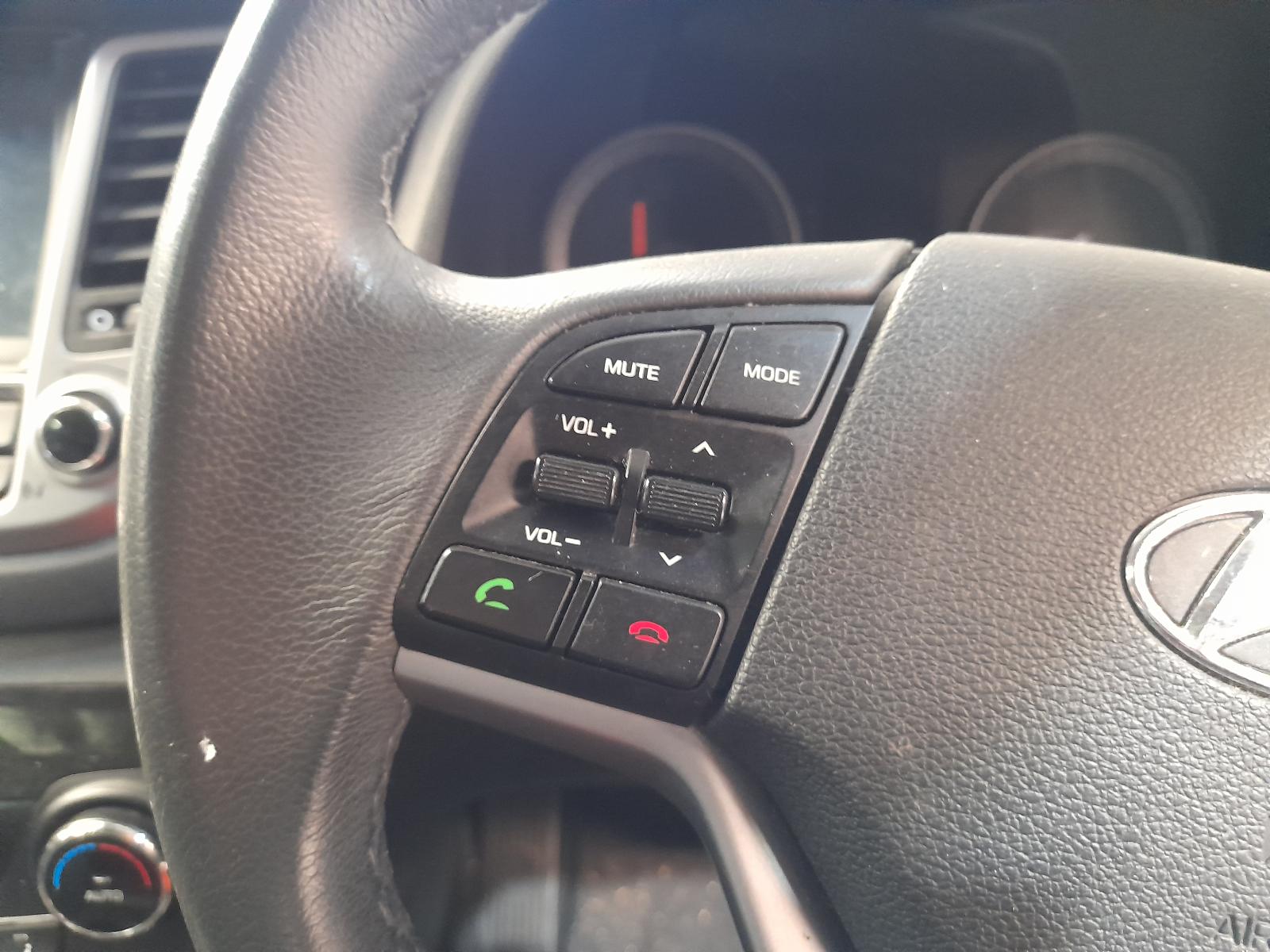 View Auto part Differential Centre Hyundai Tucson 2015