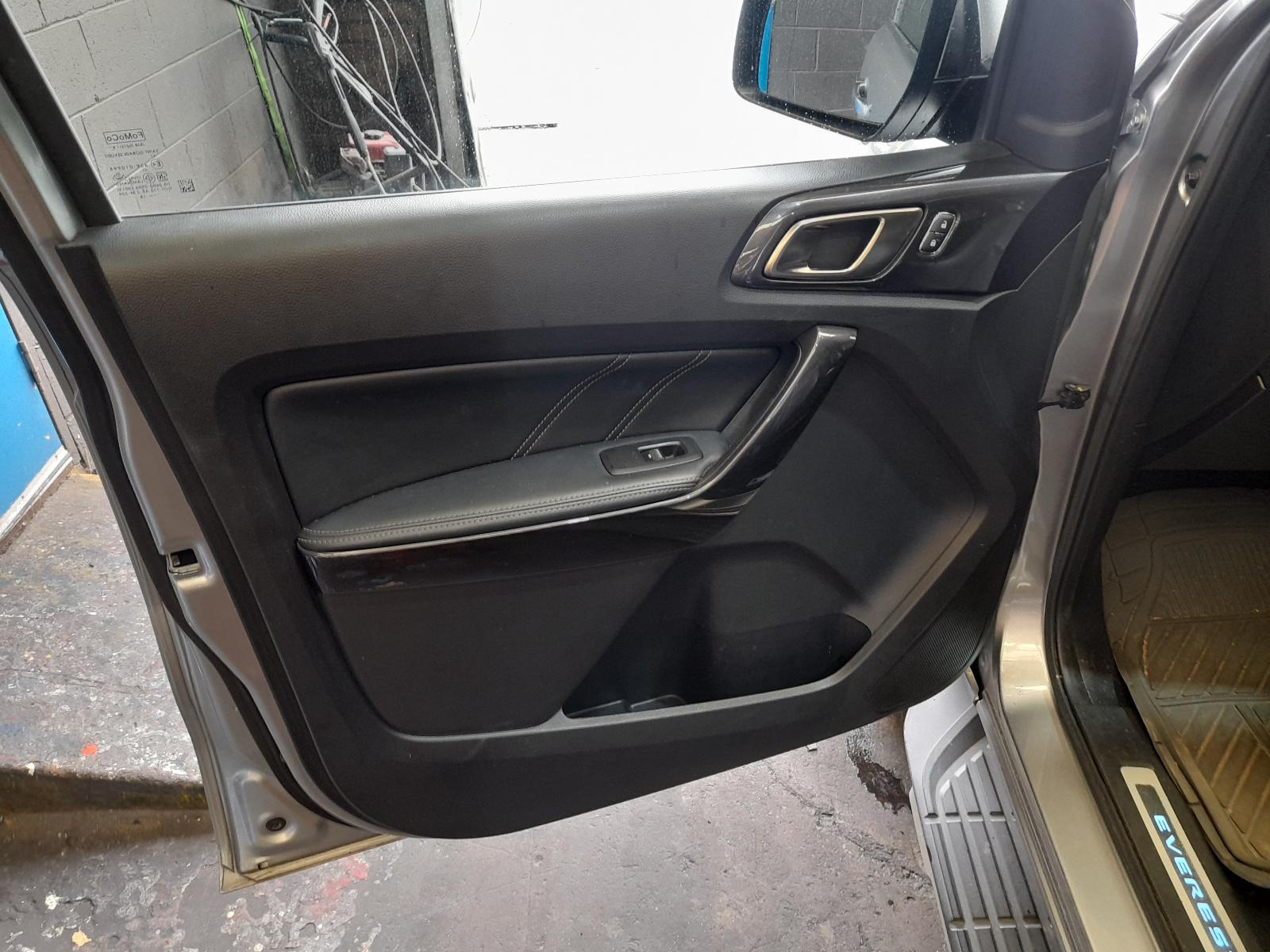 View Auto part Airbag Module/Sensor Ford Everest 2018