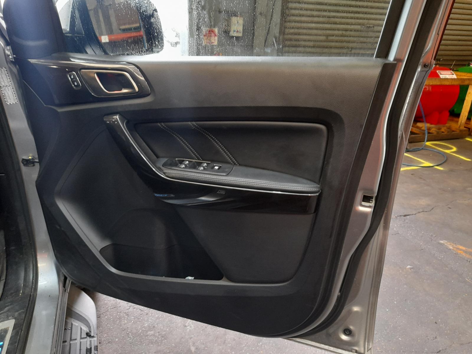 View Auto part Airbag Module/Sensor Ford Everest 2018