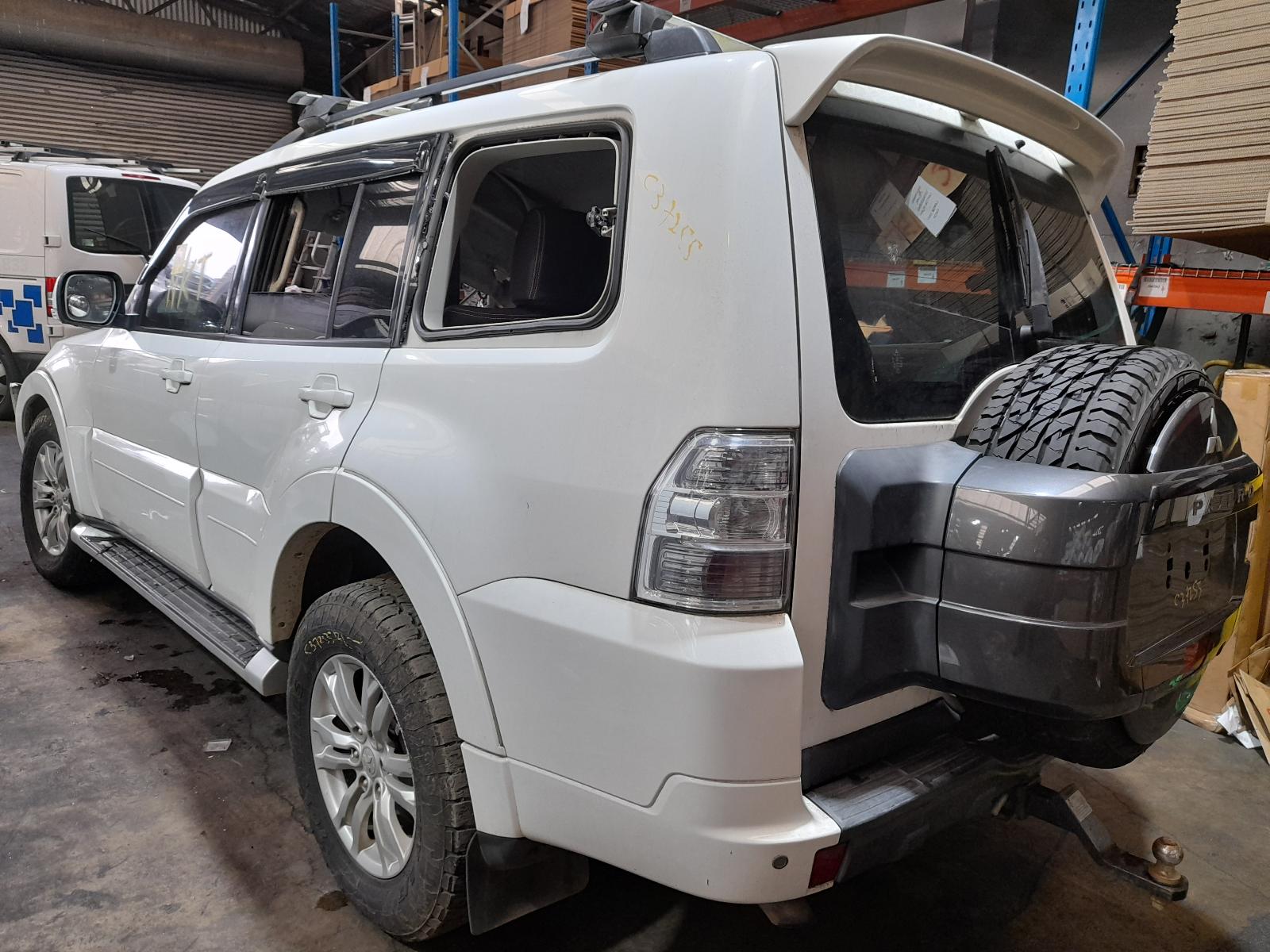 View Auto part Throttle Body Mitsubishi Pajero 2012